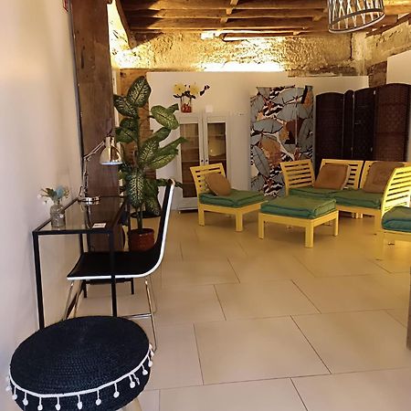Casa Deluxe Herreros الكالا ذي إِناريس المظهر الخارجي الصورة