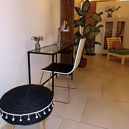 Casa Deluxe Herreros الكالا ذي إِناريس المظهر الخارجي الصورة