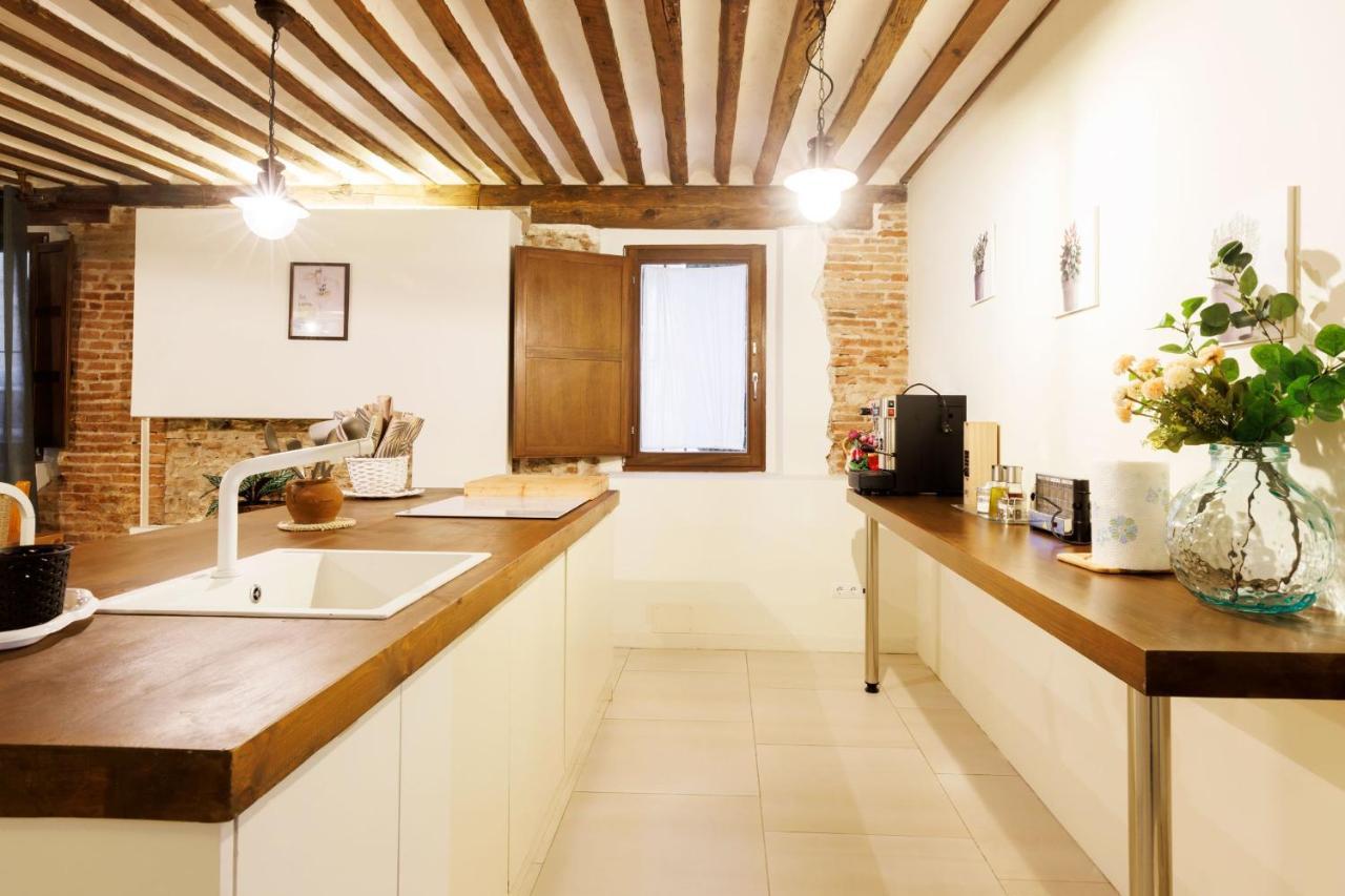 Casa Deluxe Herreros الكالا ذي إِناريس المظهر الخارجي الصورة
