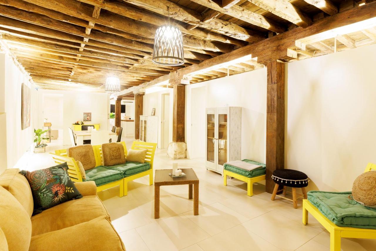 Casa Deluxe Herreros الكالا ذي إِناريس المظهر الخارجي الصورة